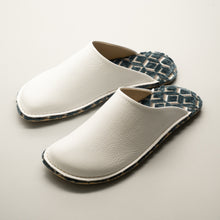 Load image into Gallery viewer, R. Nagata Slippers MWLL0045
