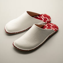 Load image into Gallery viewer, R.Nagata Slippers MWLL0133
