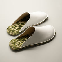 Load image into Gallery viewer, R.Nagata Slippers MWLL0134
