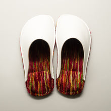 Load image into Gallery viewer, R.Nagata Slippers MWLL0135
