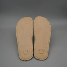 Load image into Gallery viewer, R. Nagata Slippers MW0177
