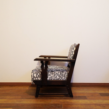 Load image into Gallery viewer, Tyrolean armchair (C)
