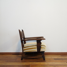 Load image into Gallery viewer, Tatsu type armchair (C)
