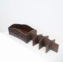 Load image into Gallery viewer, Arabesque carved slipper rack (S)
