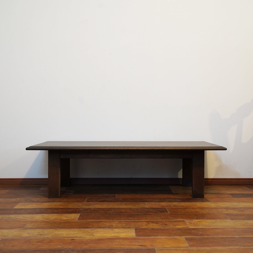 Low table (D)