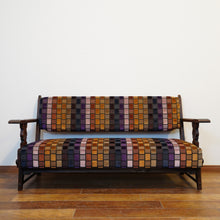 Load image into Gallery viewer, Tyrolean sofa (D)
