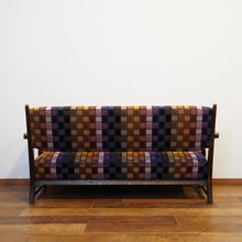 Load image into Gallery viewer, Tyrolean sofa (D)
