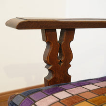 Load image into Gallery viewer, Tyrolean sofa (D)
