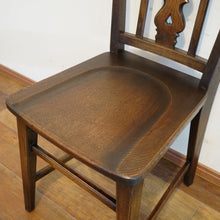 Load image into Gallery viewer, Squash-shaped wooden table top dining chair (B)
