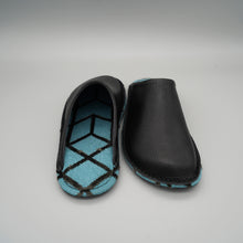 Load image into Gallery viewer, R. Nagata Slippers S LB0028
