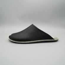 Load image into Gallery viewer, R. Nagata Slippers S LB0060
