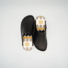 Load image into Gallery viewer, R. Nagata Slippers LB0189

