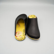 Load image into Gallery viewer, R. Nagata Slippers LB0194
