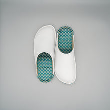 Load image into Gallery viewer, R. Nagata Slippers S LW0164
