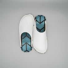 Load image into Gallery viewer, R. Nagata Slippers S LW0169
