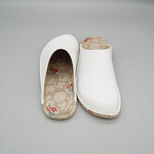 Load image into Gallery viewer, R. Nagata Slippers S LW0260
