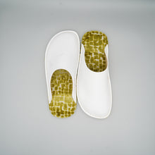 Load image into Gallery viewer, R. Nagata Slippers MW0133
